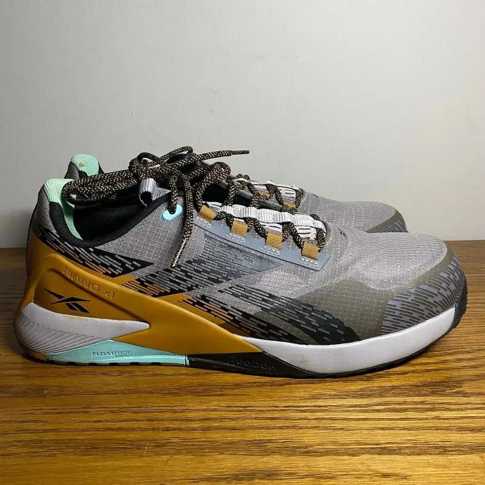 Reebok Men's Gray & Gold Training Shoes